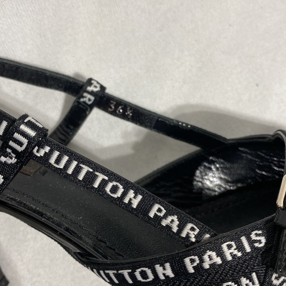 Louis Vuitton - Picture 5 of 9